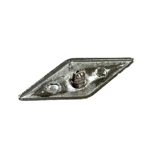 Nasture Metal Piramidal Argintiu 3